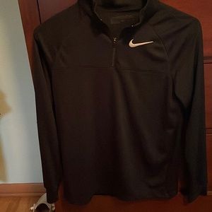 Girl’s Nike dry fit shirt